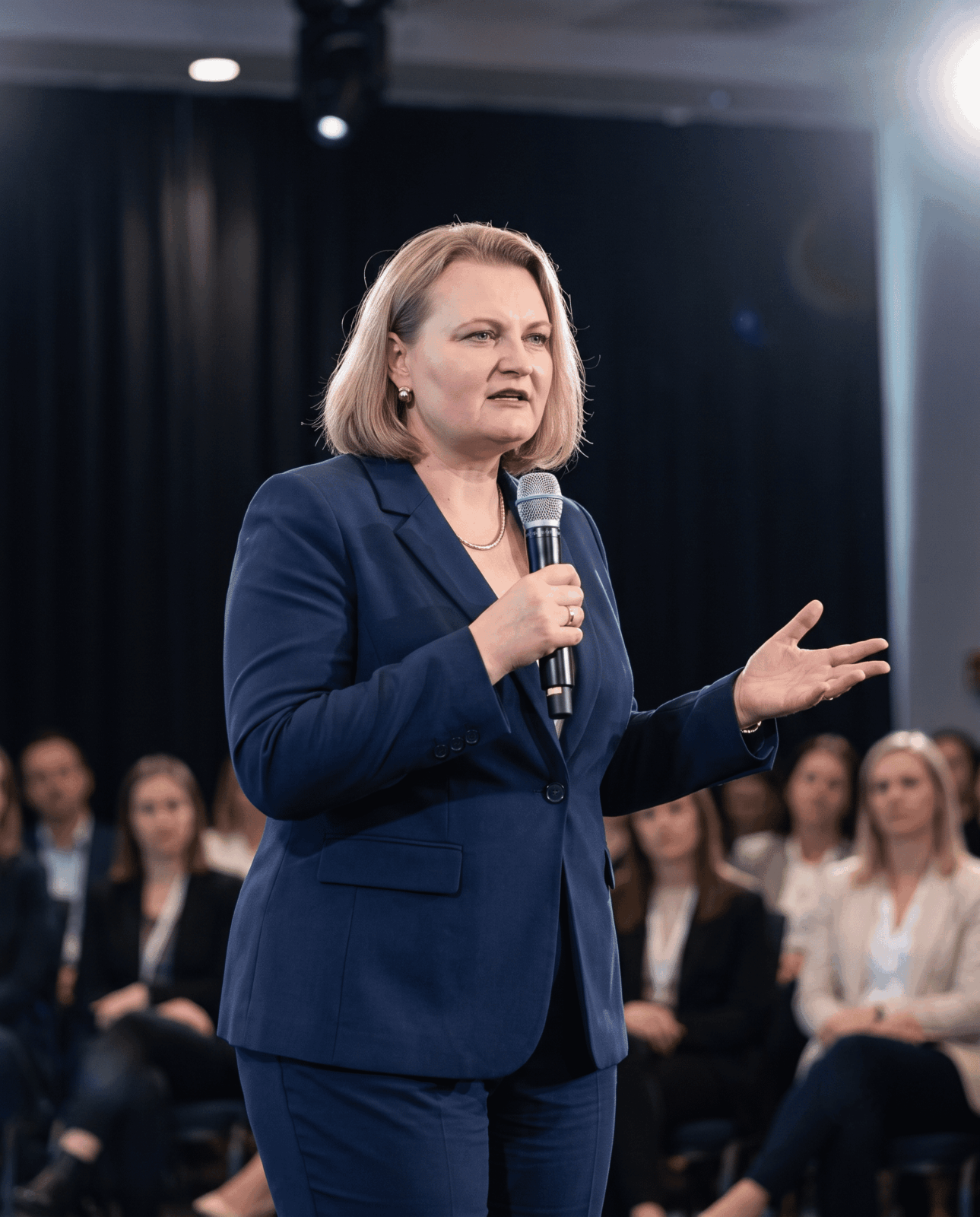 Justyna Kopeć wystąpienie podczas konferencji